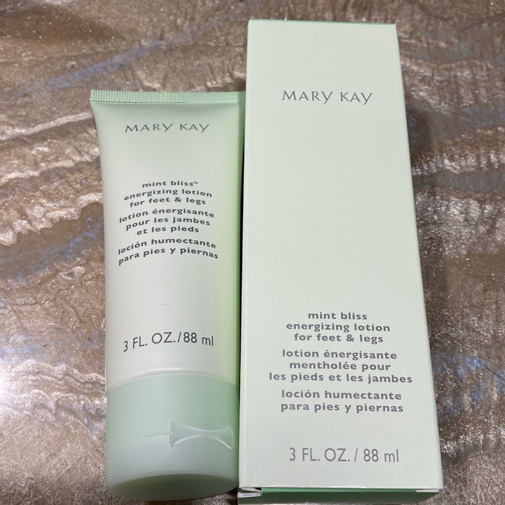 Mary Kay Mint Bliss Energizing Lotion for Feet & Legs New with Box